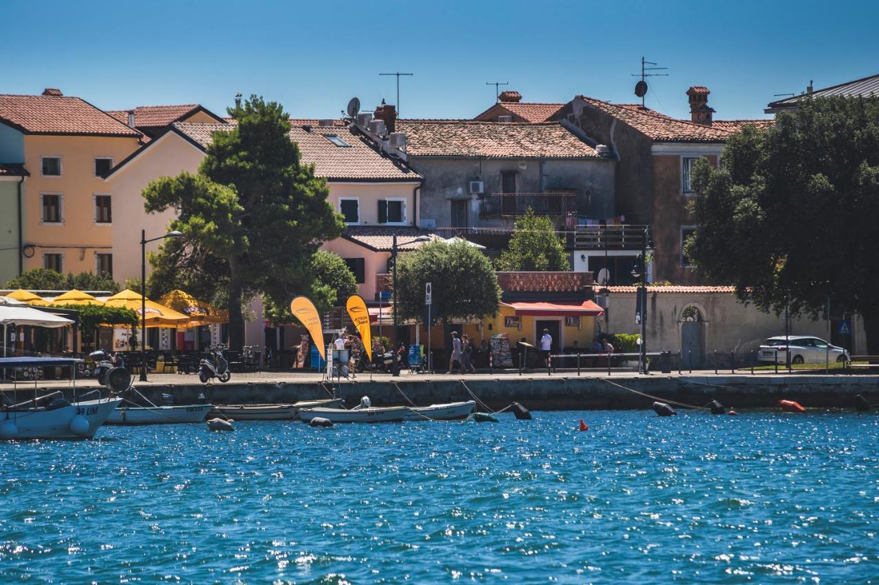 Vinea apartmani Umag Exterior foto